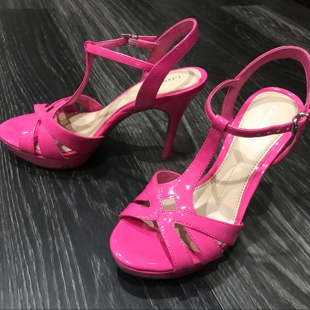 Gianni Binni  (size 7) hot pink 4.75 high heels